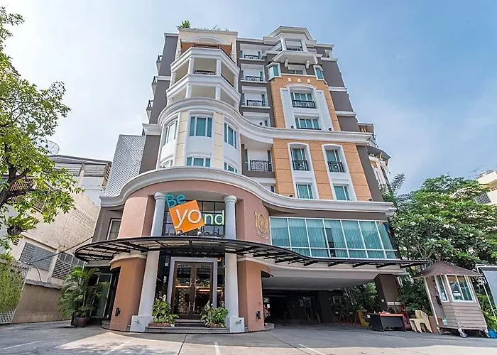 超越套房酒店 4* 曼谷
