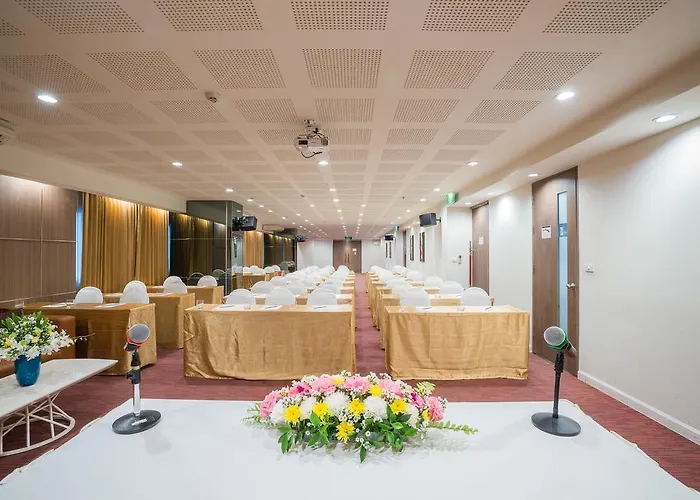 超越套房酒店 賓館 曼谷