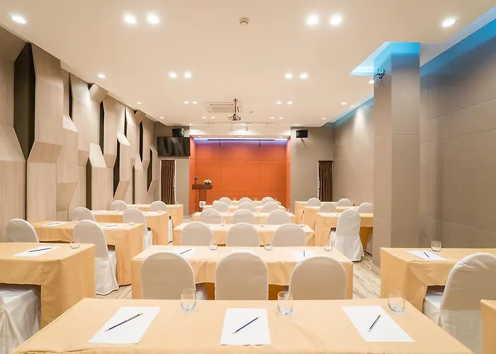 超越套房酒店
